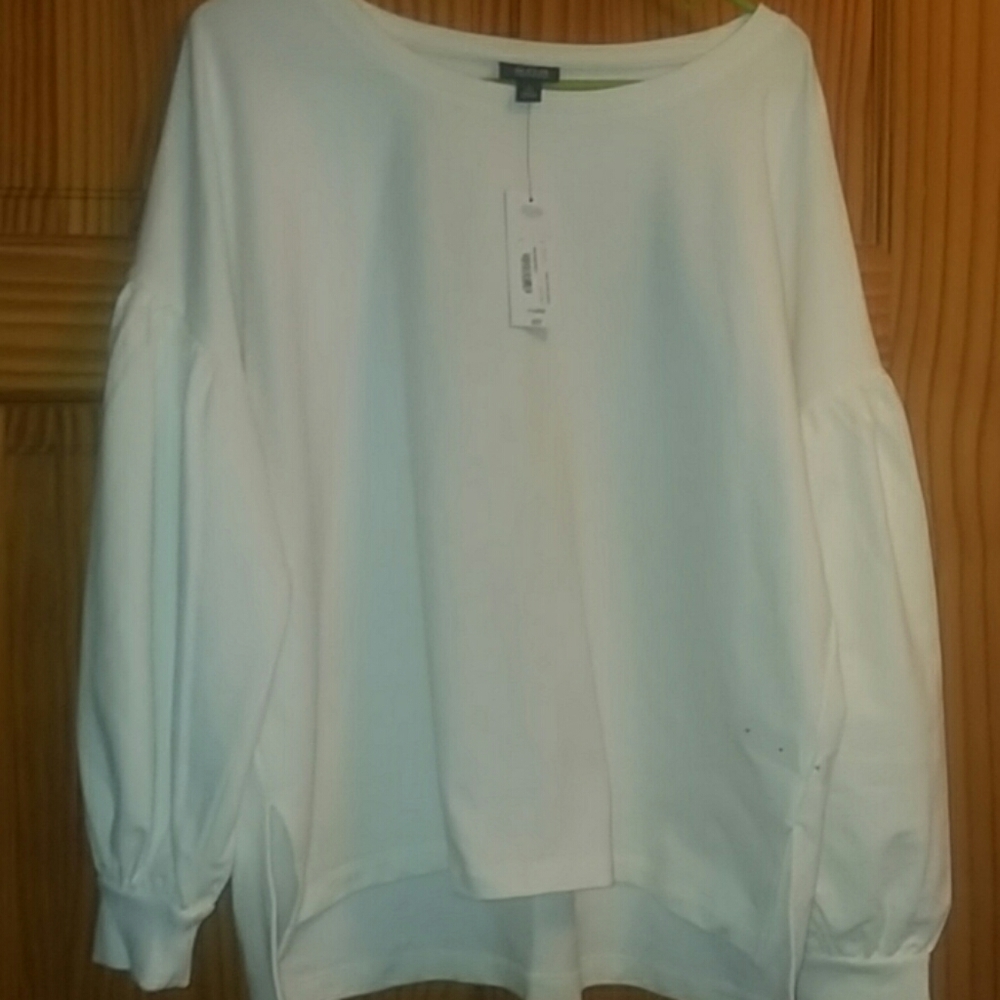 White long sleeve top NWT